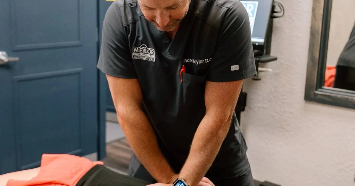 Chiropractic and Massage Therapy: Why They Work Better Together