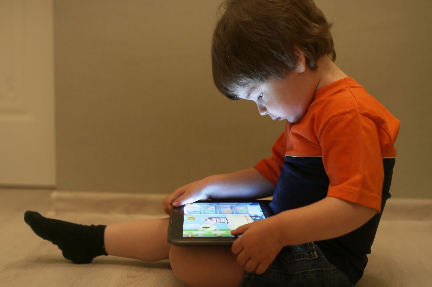 Tech Life: Healthy Screen Use for All Ages